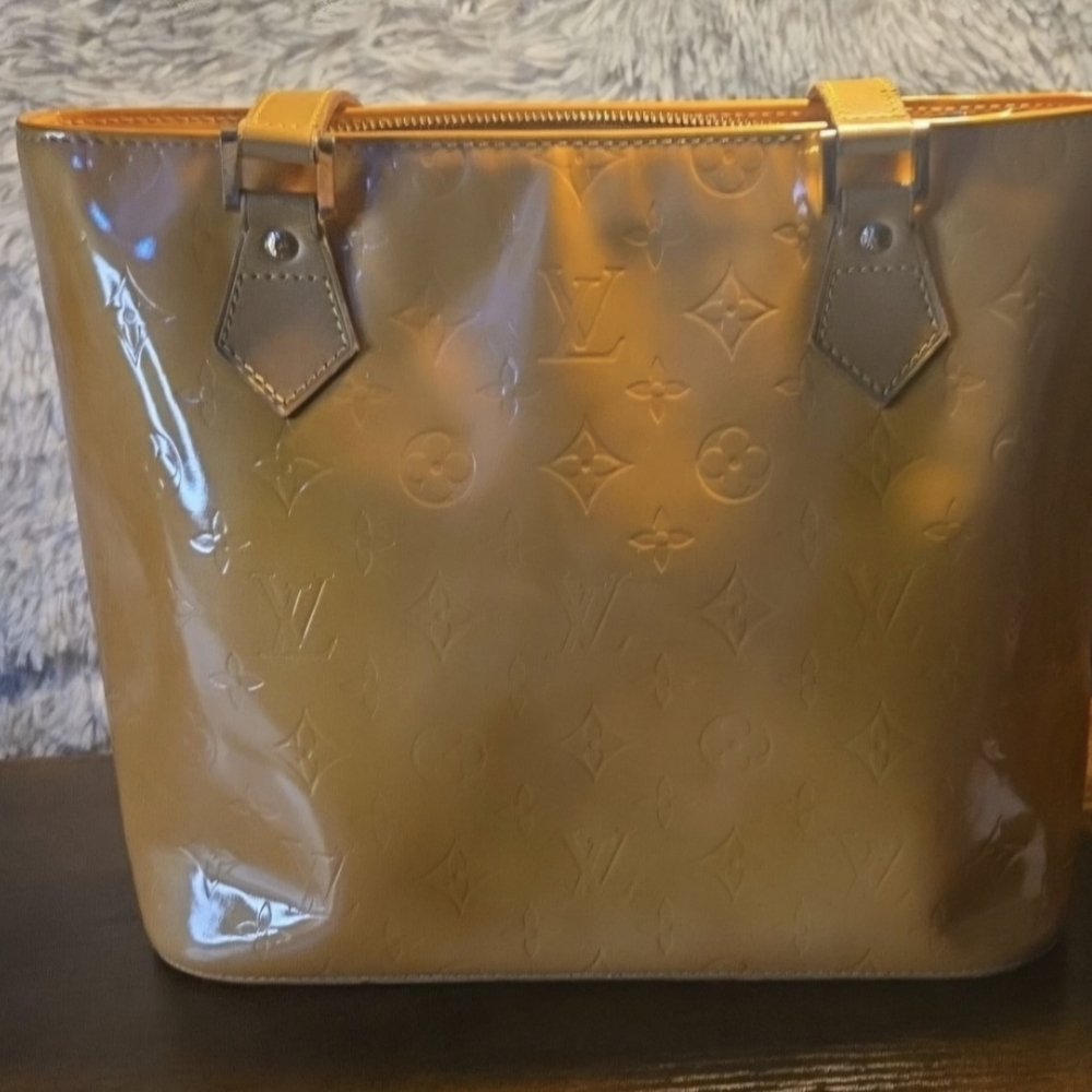 Louis Vuitton Houston Tote Lime Yellow Leather Monogram Vernis